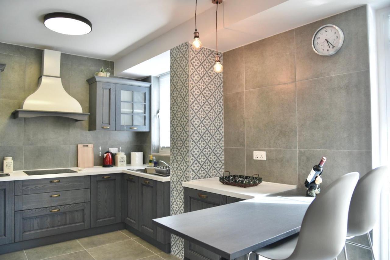 Bright & Modern 2-Bedroom, 4Th Floor Apartment In Gzira, Malta Eksteriør bilde